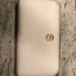 Tory Burch wallet